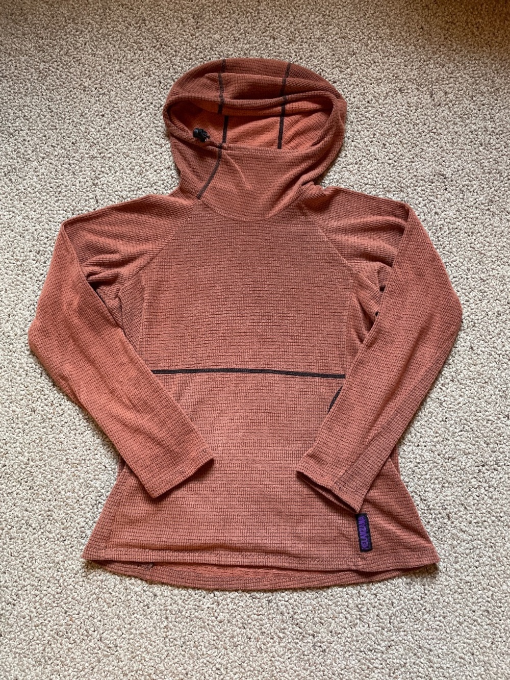 Melanzana V1 Hoodie. Women’s Medium, EUC